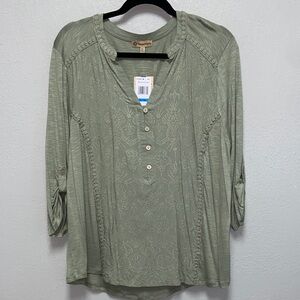 Democracy NWT Olive Green Embroidered Roll Tab Sleeves Relaxed Fit Blouse 3667
